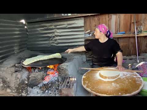 Yufka ekmek yapımı Otlu patatesli katmer közlenmiş biber