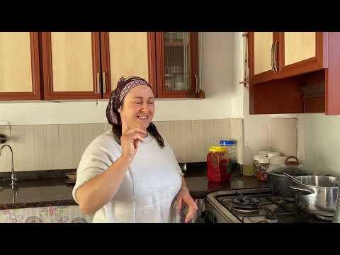 Kızımın tarifiyle ISPANAKLI MAKARNA KÖZLENMİŞ BİBER MEZESİ