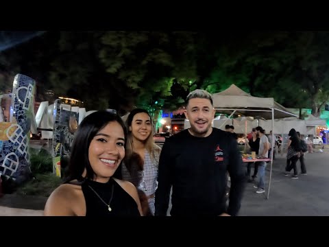Venezuelans exploring Buenos Aires