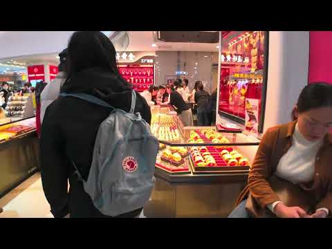 Visit China s Biggest Jewelry Street Gold Everywhere
