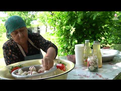 Azerbaijani Grandma Harvests Garlic Potato Preserve It