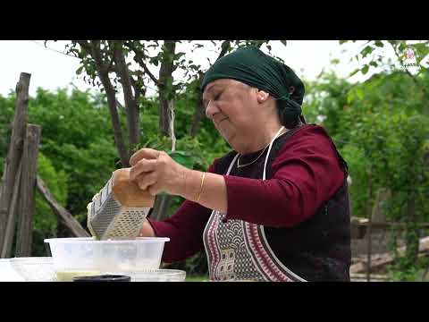Grandma s Secret Strawberry Planting the Most Delicious