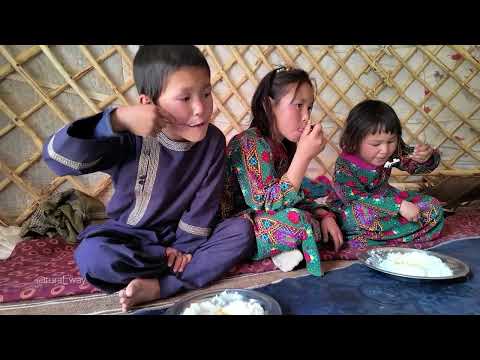 How This Family Lives in an Old Afghan Yurt Traditional