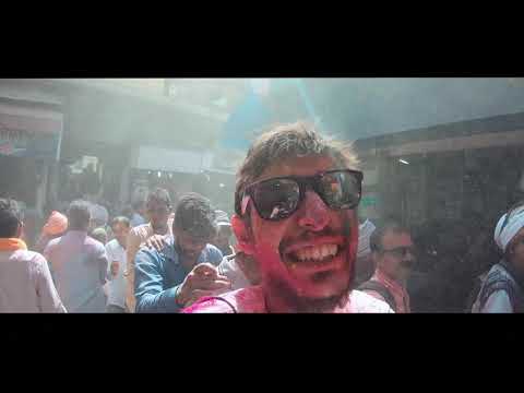 İŞTE Hindistan nın ÇILGIN Renk Festivalinde Başıma Gelenler