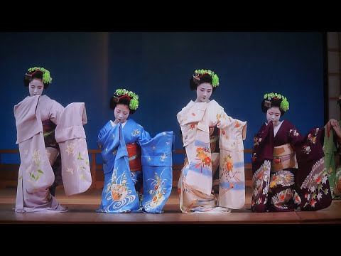 Japonya nın Ünlü Geyşaları ve Muhteşem Dans