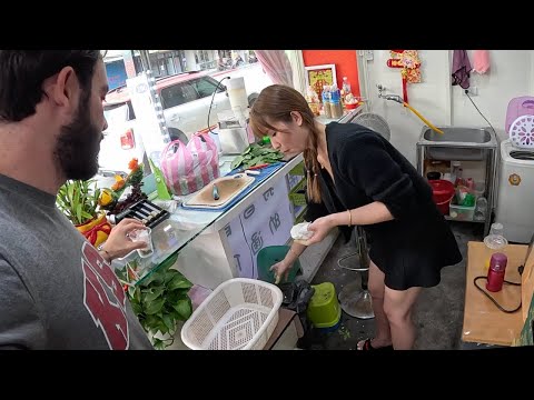 TAYVANLI KADIN Bana ENERJİ VEREN Bir CEVİZ İKRAM ETTİ
