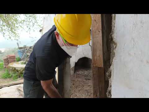 MUĞLA DA KÖY EVİ TADİLATI KÜÇÜK ODAYI YIKTIK