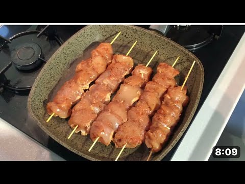 BOŞYERE DIŞARDA PARA VERME Tavada iftarlık tavuk şiş