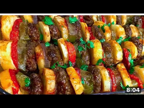 TAVSİYE EDİLEN YARIM KİLO KIYMA İLE BİR TEPSİ DOLUSU AKŞAM