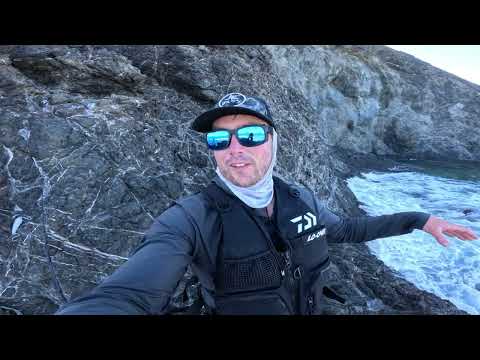 Giant Fish Eats Lure Fishing camping with Cavy