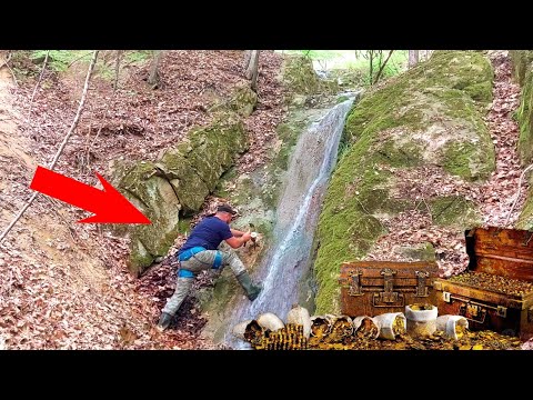Şelaleye İp İle Sarktım Define Kasasını Açtım