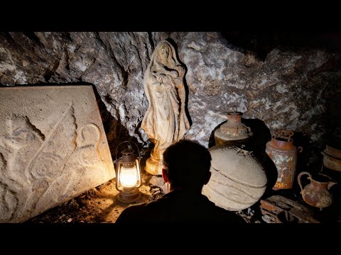 Yıllardır Saklanan Gizli Odayı Açtım Karşımdı Dev Bir