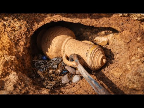 Kayalık Arazide Büyük Define Kasası Buldum ve Açtım