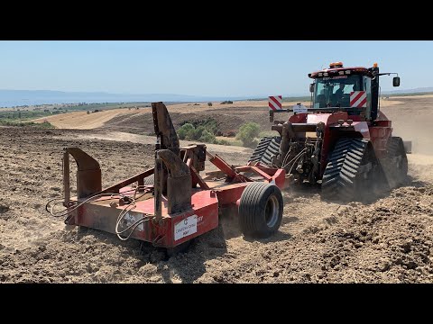 TARLAYI İKİYE BÖLEN PATLATMA 1 5 METRE DERİNLİK