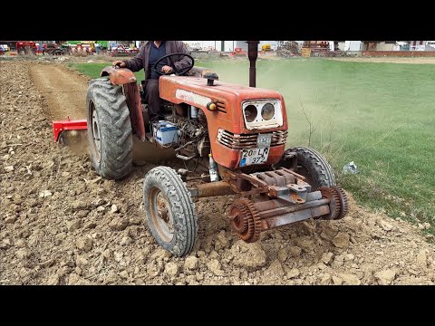 Zamanda Yolculuk Titreyen Motor Sesinde Bir Tarla Şöleni