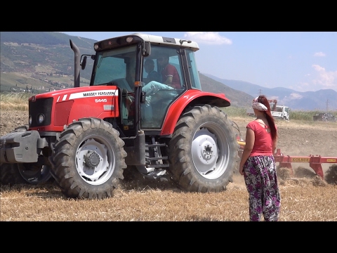 Bu traktöre yazılımla 40 beygir güç artışı yapıldı