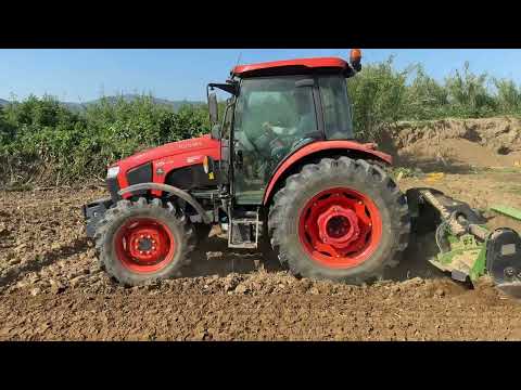 Kubota M5 112