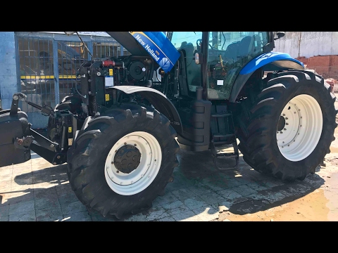 New Holland T7070