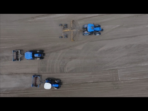 3x New Holland Tarla tesviyesi