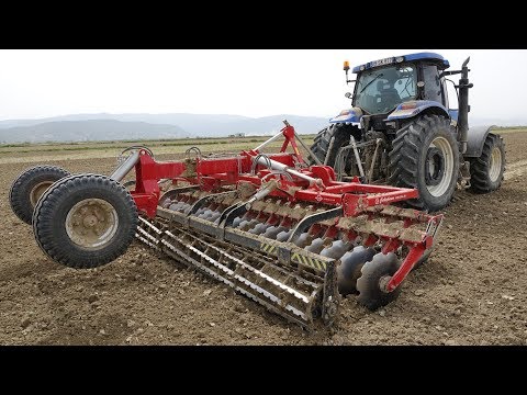 Bir Saatte 120 Dekar Toprak İşleme New Holland T7070