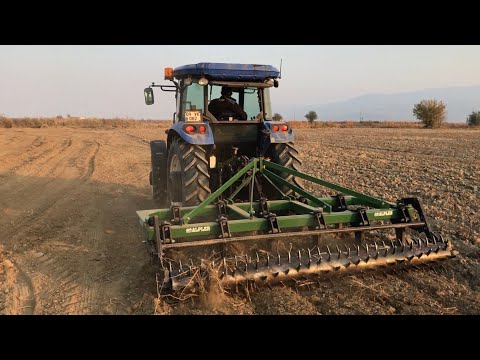Boyundan büyük işler yapıyor New Holland TD100 Alpler Çizel