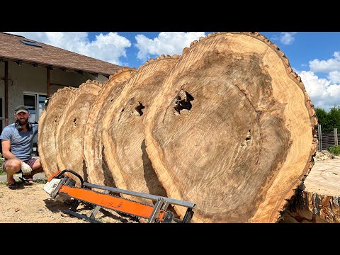 Fantastic texture of the cheapest wood