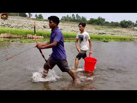 Amazing Village Smart Boy Bamboo Arrow Bow Fishing In River
