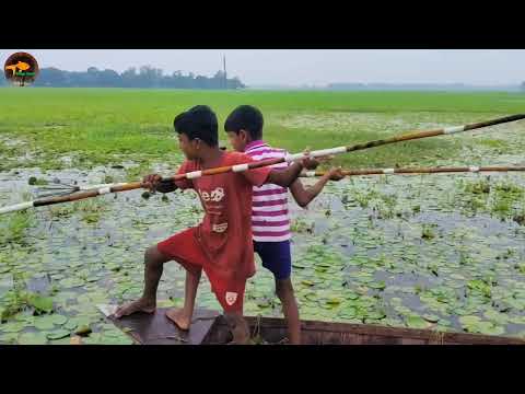 Best Unique Kids Bowfishing From Boat Amazing 2 Boy Catch a