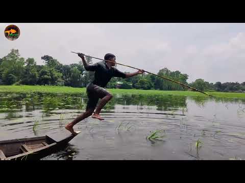 Amazing Village Smart Professional Fisherman Hunting Big