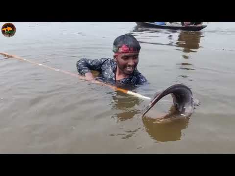 Amazing Smart Boy Jumping Catching Big Fish By Boat New