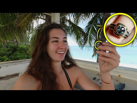 I Found a Beautiful Ring Underwater Metal Detecting in the