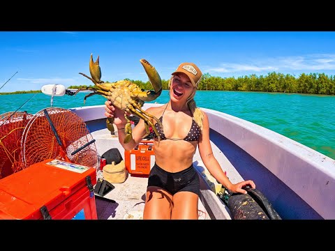 GIRLS GO ON A HUNT FOR BIG MUD CRABS catch cook