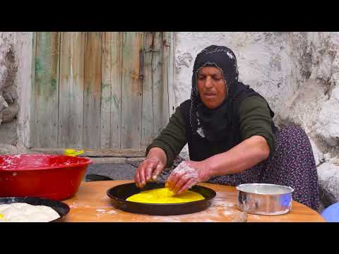 Bir Taş Mağara Önünde Gerçek Ramazan Ekmeği Yaptım