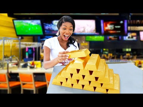 Tipping Waitresses With Real Gold Bars