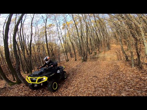 2019 Can Am Outlander Max XTP 1000 Climbing Hills