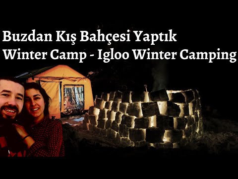 Derin Kar Üstünde Kış Kampı İglo ile Sıcak Çadır Kampı