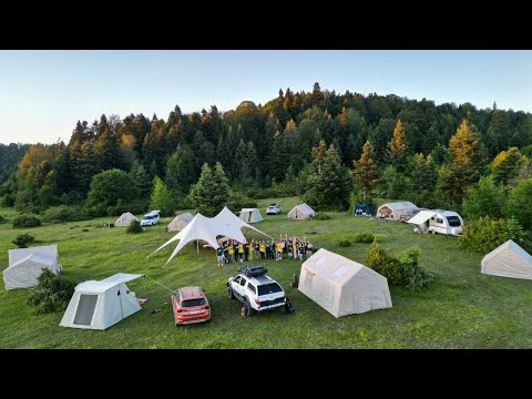 28 Kis i 9 Çadır 1 Karavan ile Glamping Köyü Kurduk