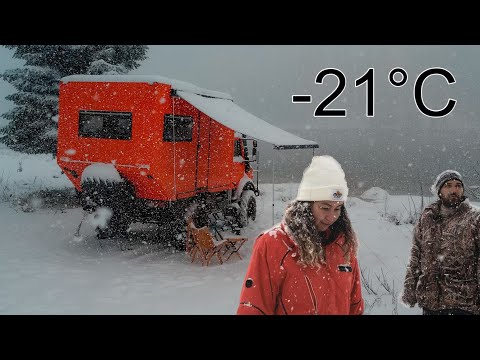 21 DERECEDE KAR FIRTINASINDA KAMP KARAVAN KARA SAPLANDI