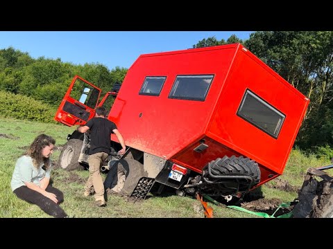 KARAVAN BATAKLIĞA GÖMÜLDÜ 1 Kepçe 2 Traktör İle Çektik