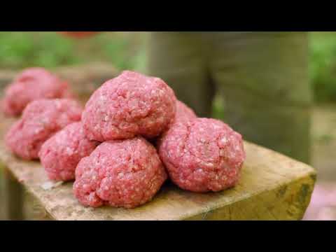 XXL Wilderness Burger Over the Fire Cooking Challenge