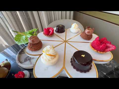 Jumeirah Marsa Al Arab Dubai s New 5 Star Luxury Hotel 4K
