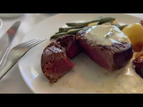 Qantas A380 First Class from Sydney to Singapore Full