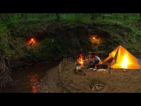 3 DAYS solo survival CAMPING Primitive Fishing Catch and