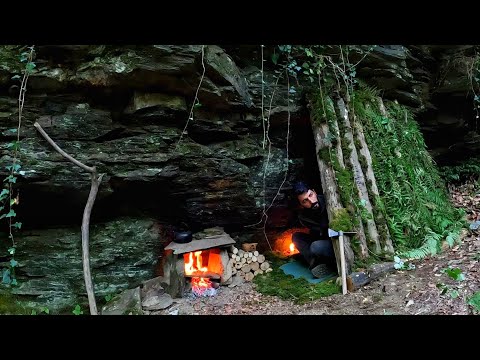 Bushcraft Camp Under a Rock Survival Camping in Rain Forest