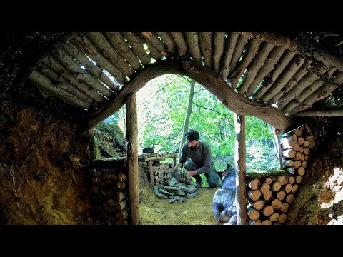 Building a Fantastic Forest Underground House Bushcraft
