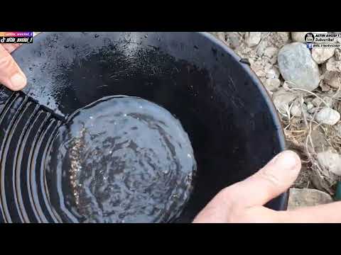 Why is there so much gold in this stream Gold prospecting