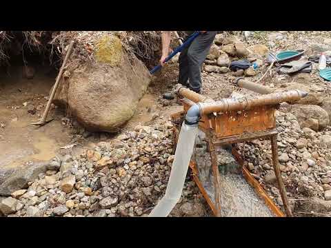 Incredible Discovery The Process Of Finding Gold İn A River