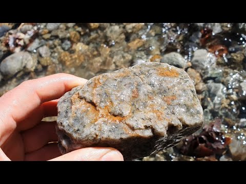 ALTIN ARAMA YAPARKEN İLGINÇ TAŞLARA RASTLADIK ALTINAVCISI1