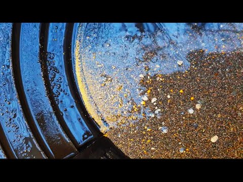 Incredible Discovery The Process Of Finding Gold İn A River