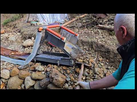 GOLD Discovery Incredible Gold Find İn Old Stream Bed
